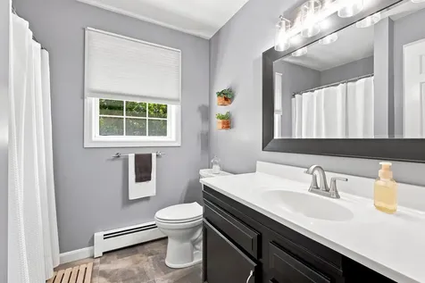 125 Walnut Hill Road Derry NH 03038