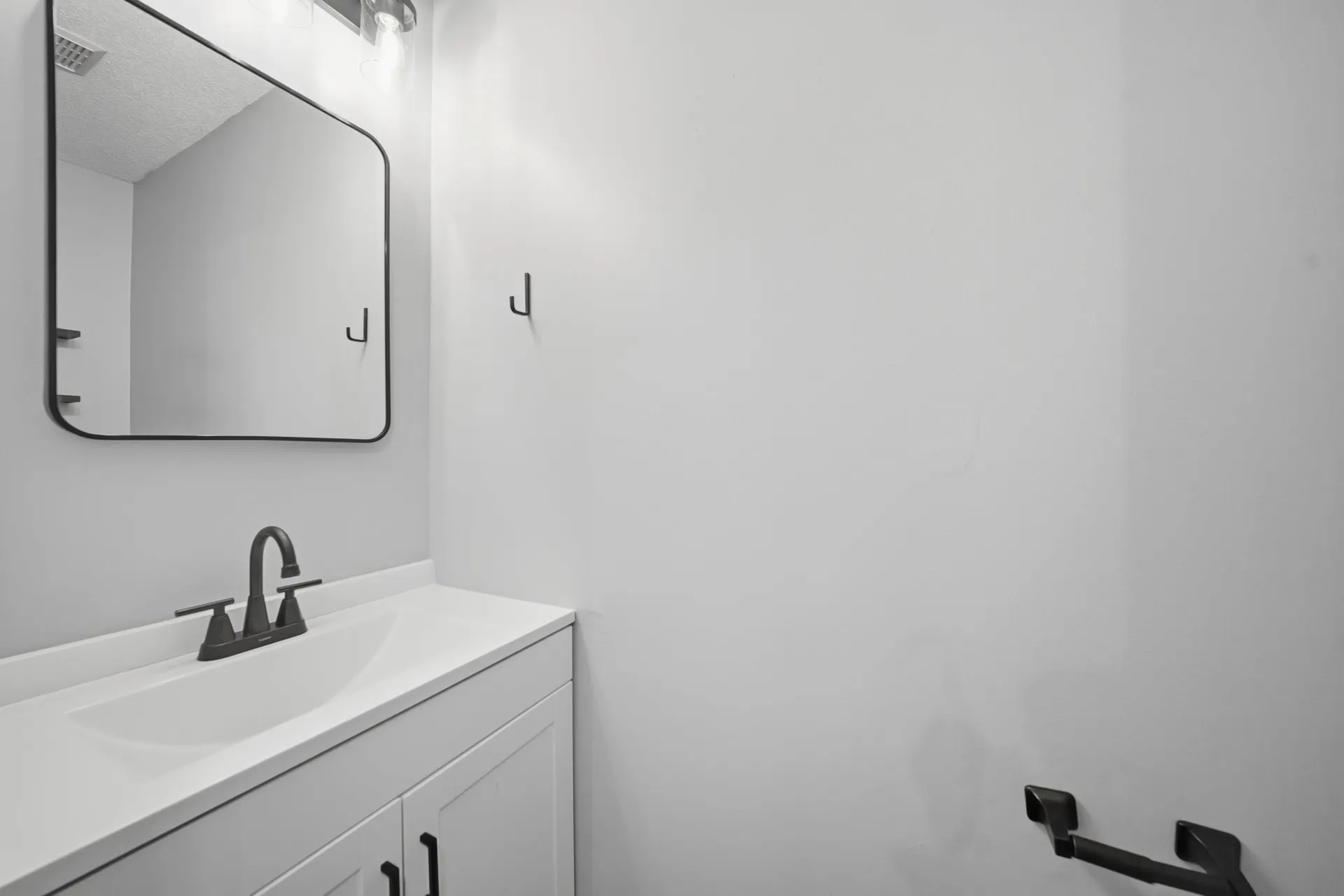 64 Shelburne Road Merrimack NH 03054