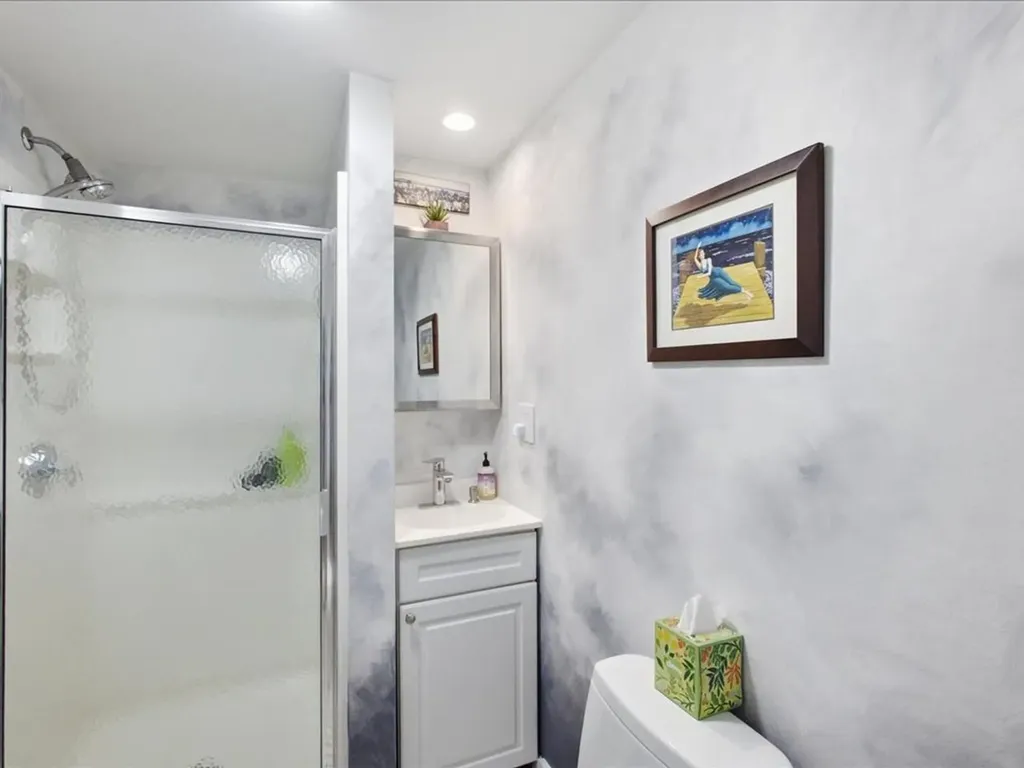 245 Loomis Street Burlington VT 05401