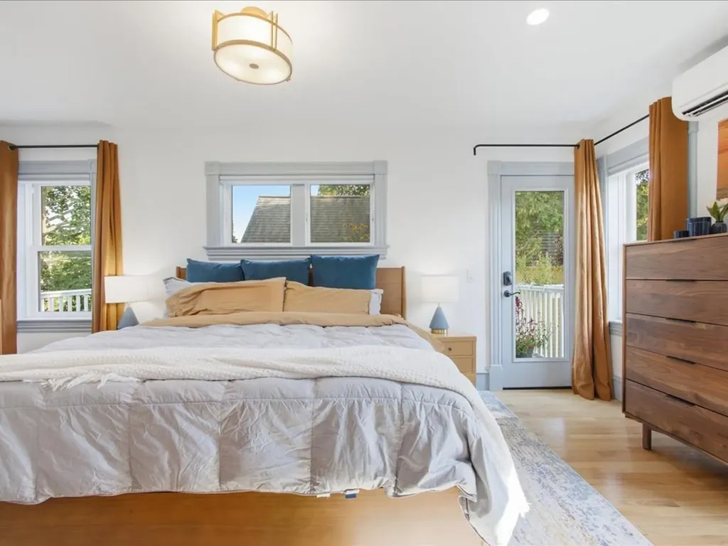 245 Loomis Street Burlington VT 05401