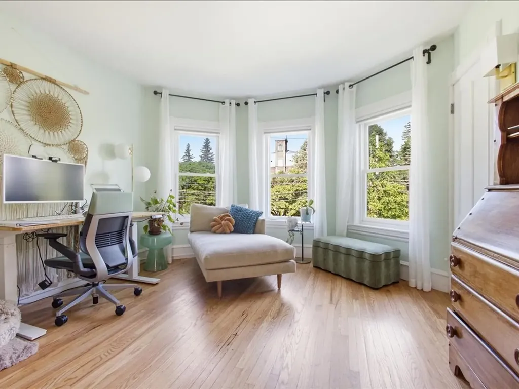 245 Loomis Street Burlington VT 05401