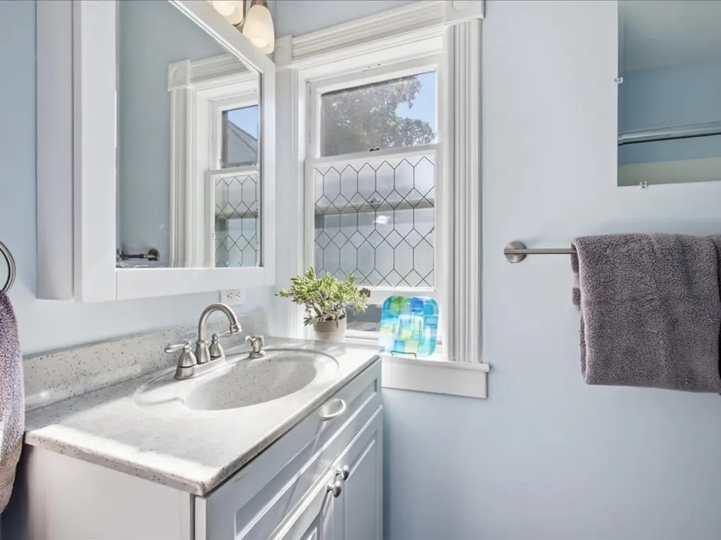 245 Loomis Street Burlington VT 05401