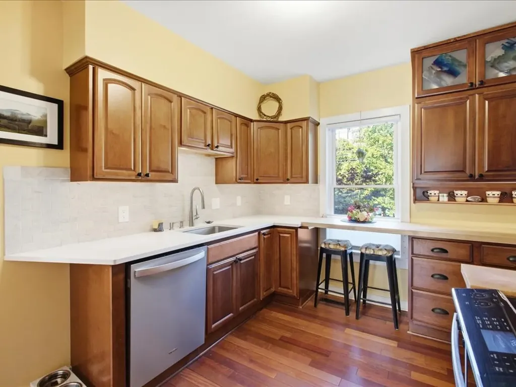 245 Loomis Street Burlington VT 05401