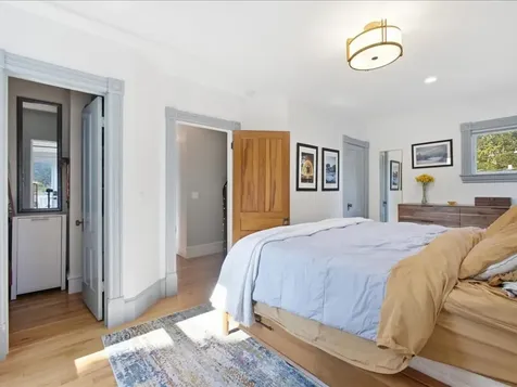 245 Loomis Street Burlington VT 05401