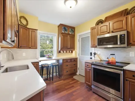 245 Loomis Street Burlington VT 05401