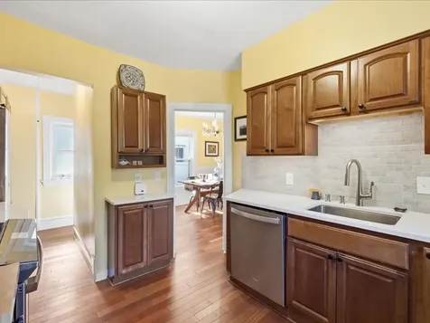 245 Loomis Street Burlington VT 05401