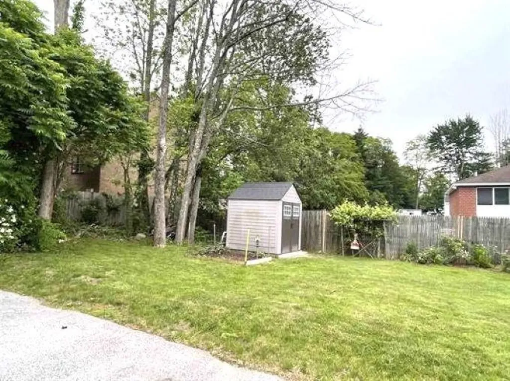 945 Mammoth Road Manchester NH 03104