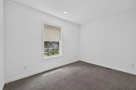 111 Old Brookline Road Milford NH 03055