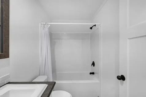111 Old Brookline Road Milford NH 03055