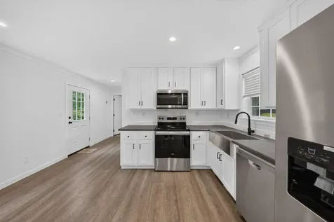 111 Old Brookline Road Milford NH 03055
