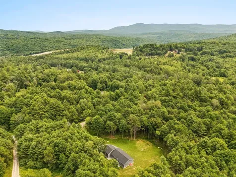41 Huntoon Brick Farm Road Unity NH 03773