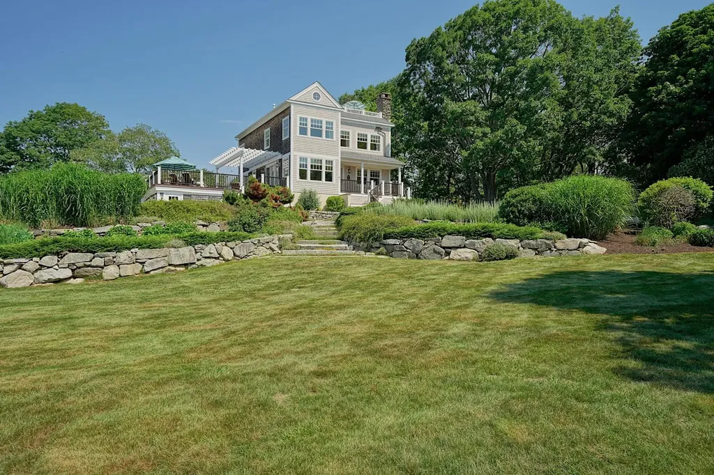 26 Neptune Drive Rye NH 03870