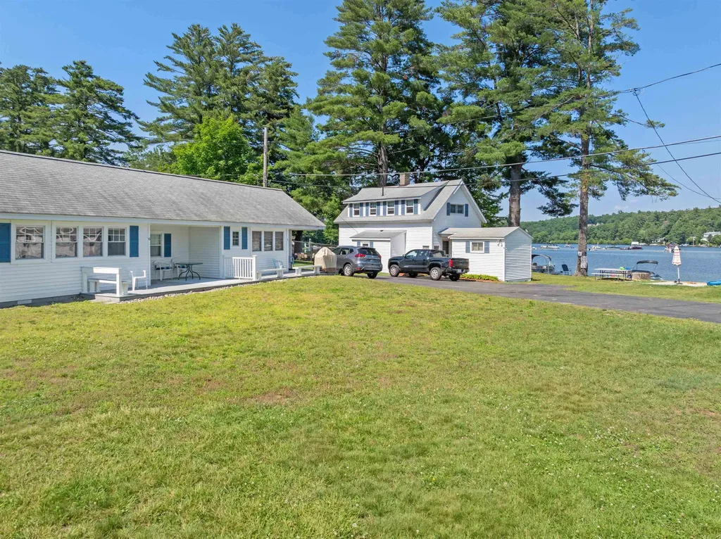 3 Bay Road Sanbornton NH 03269