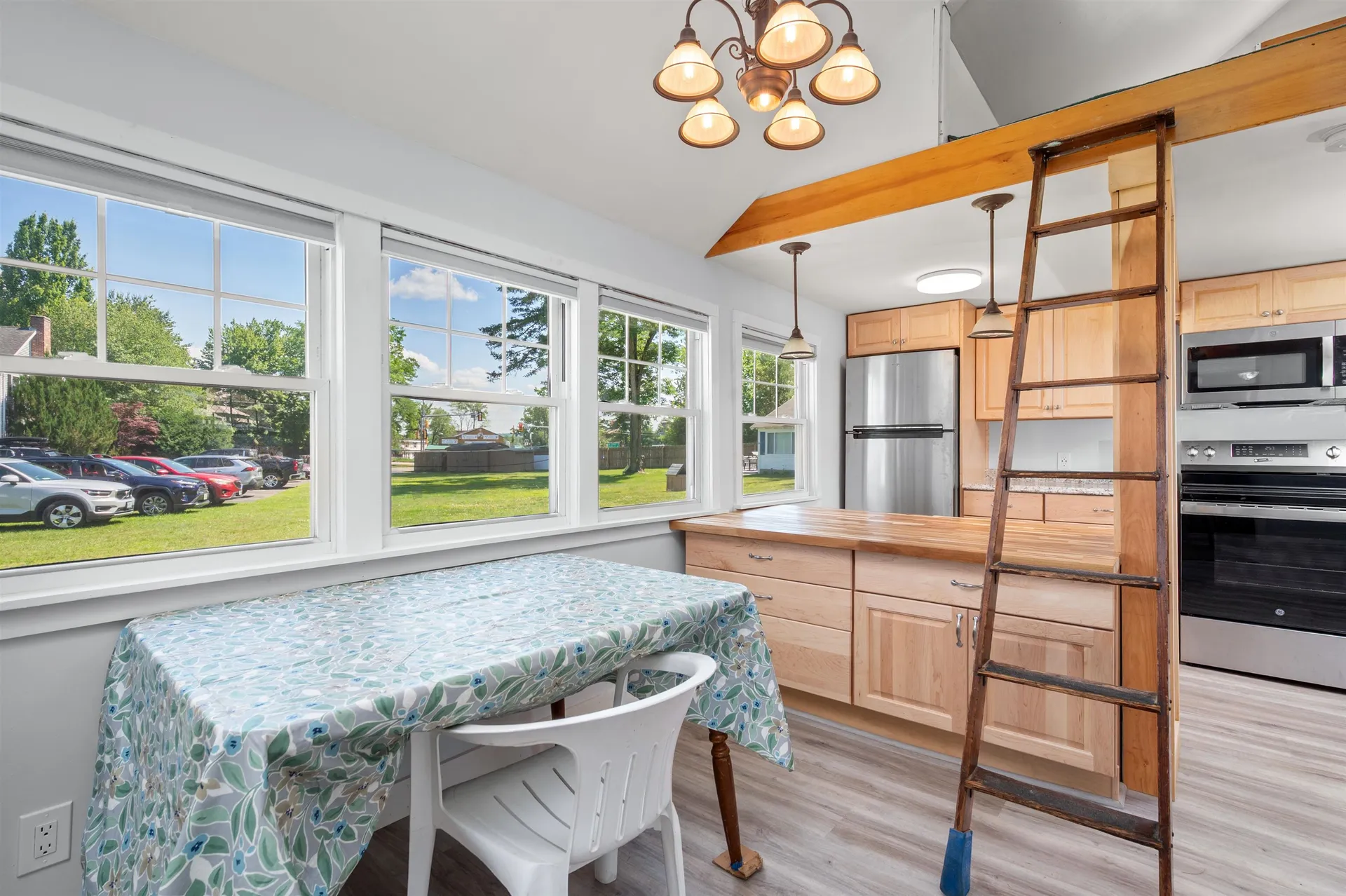 3 Bay Road Sanbornton NH 03269