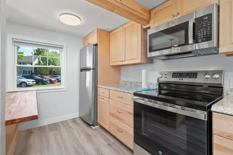 3 Bay Road Sanbornton NH 03269