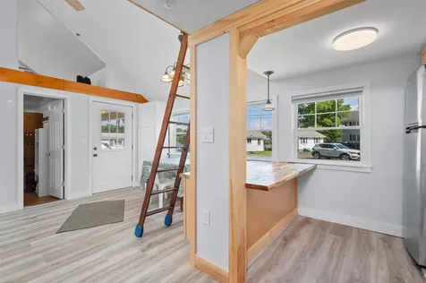 3 Bay Road Sanbornton NH 03269
