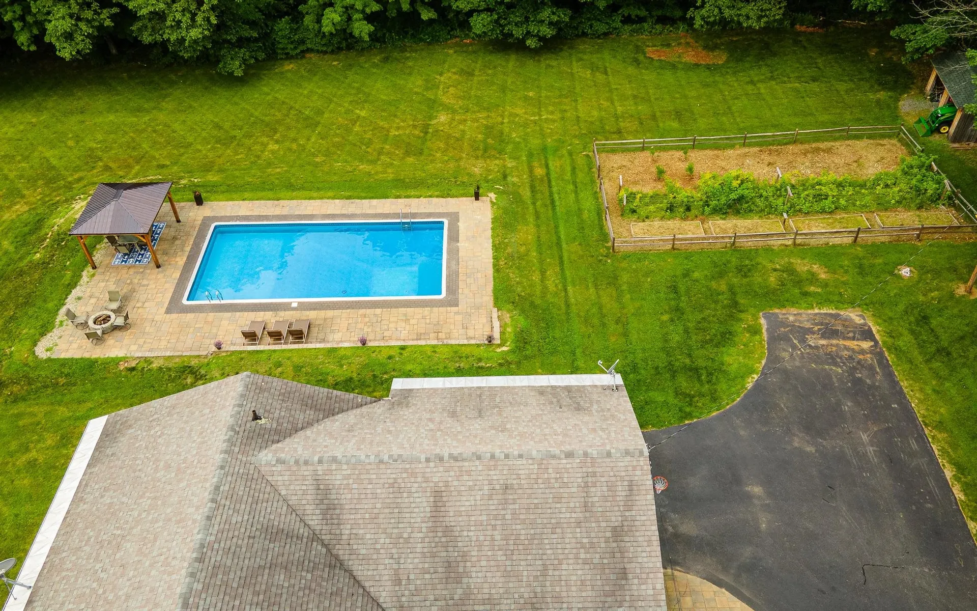 530 Old Walpole Road Surry NH 03431