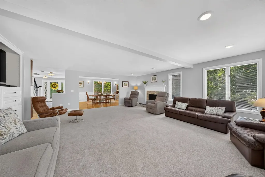 23 Merrymeeting Drive Merrimack NH 03054