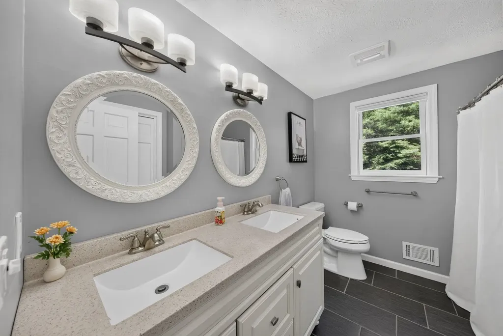 23 Merrymeeting Drive Merrimack NH 03054