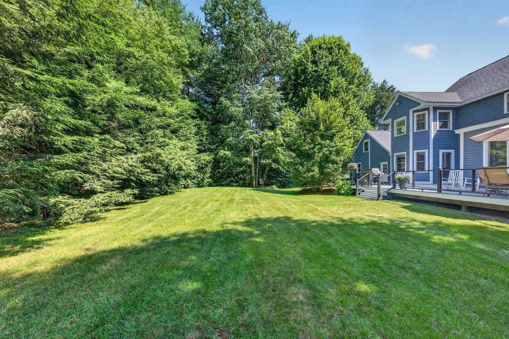 23 Merrymeeting Drive Merrimack NH 03054
