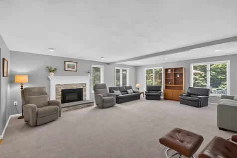 23 Merrymeeting Drive Merrimack NH 03054