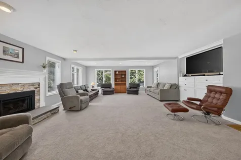 23 Merrymeeting Drive Merrimack NH 03054