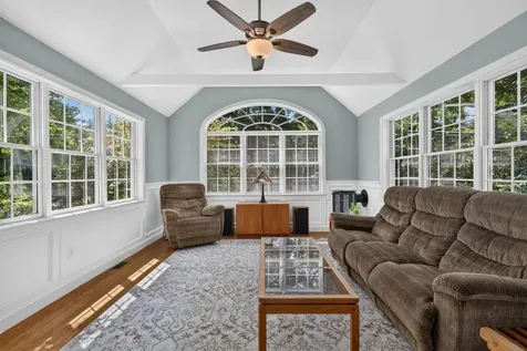 23 Merrymeeting Drive Merrimack NH 03054