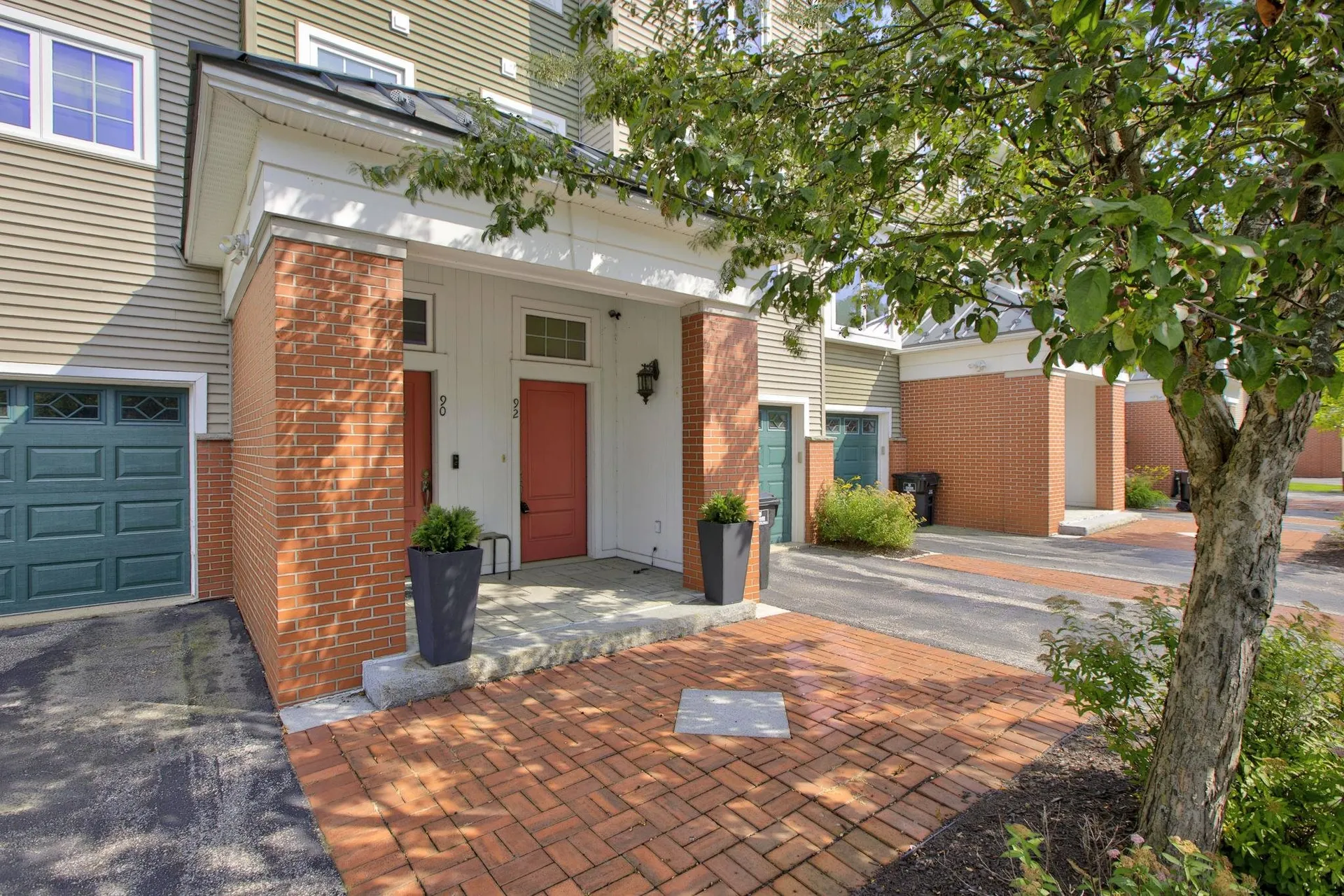 92 Riverwalk Way Manchester NH 03101
