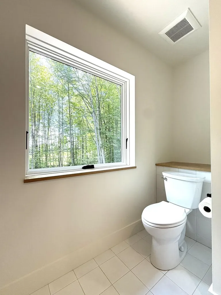 33 Hardwood Hill Hinesburg VT 05461