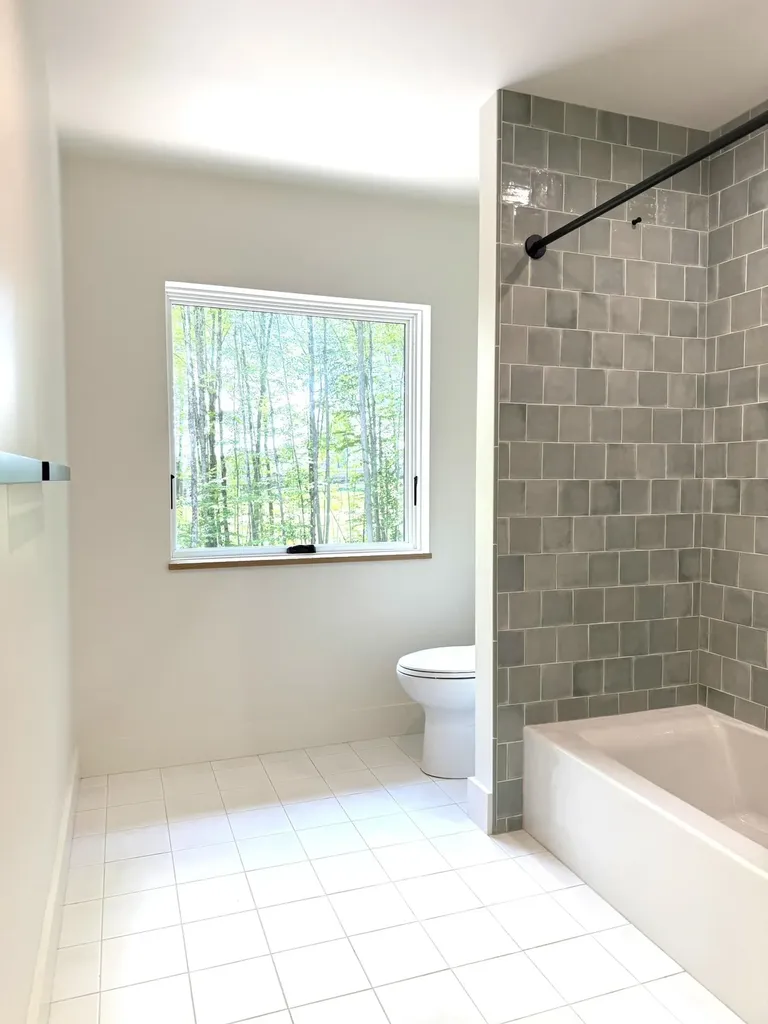 33 Hardwood Hill Hinesburg VT 05461