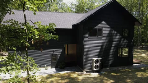33 Hardwood Hill Hinesburg VT 05461