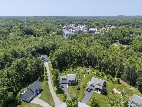 26 Boulder Drive Newmarket NH 03857