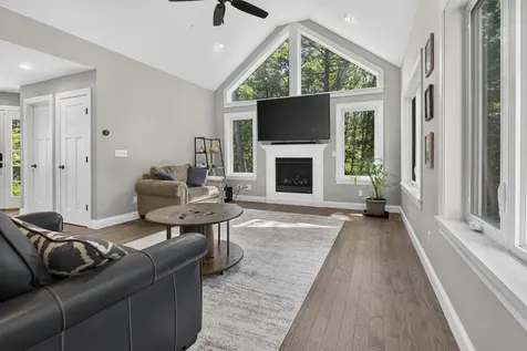 26 Boulder Drive Newmarket NH 03857