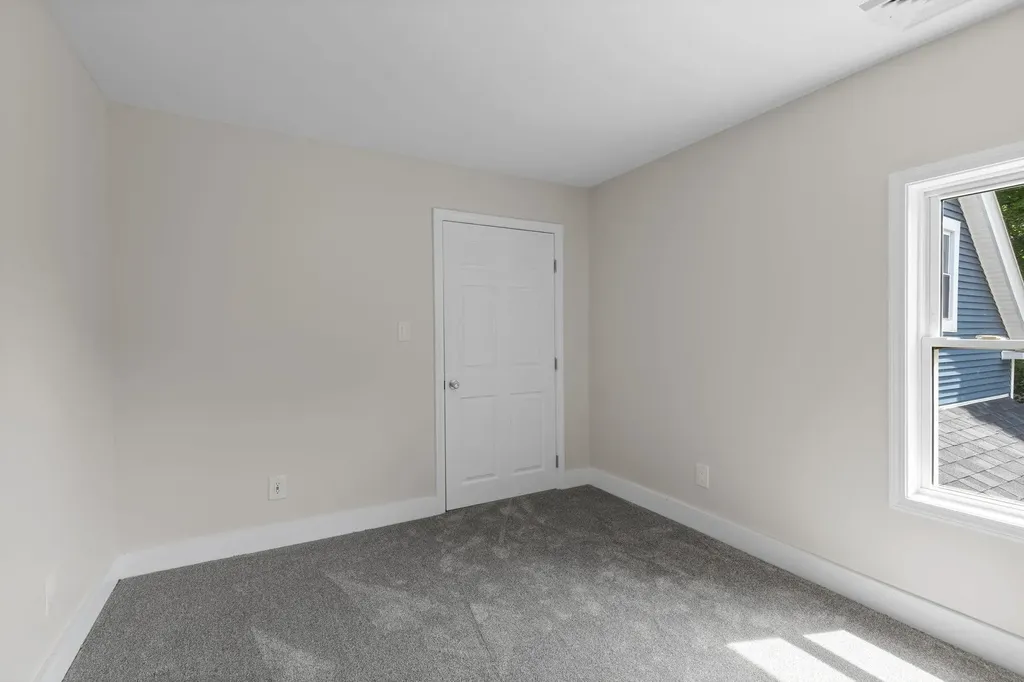 44 Lone Star Avenue Farmington NH 03835