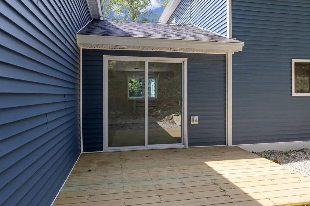 44 Lone Star Avenue Farmington NH 03835
