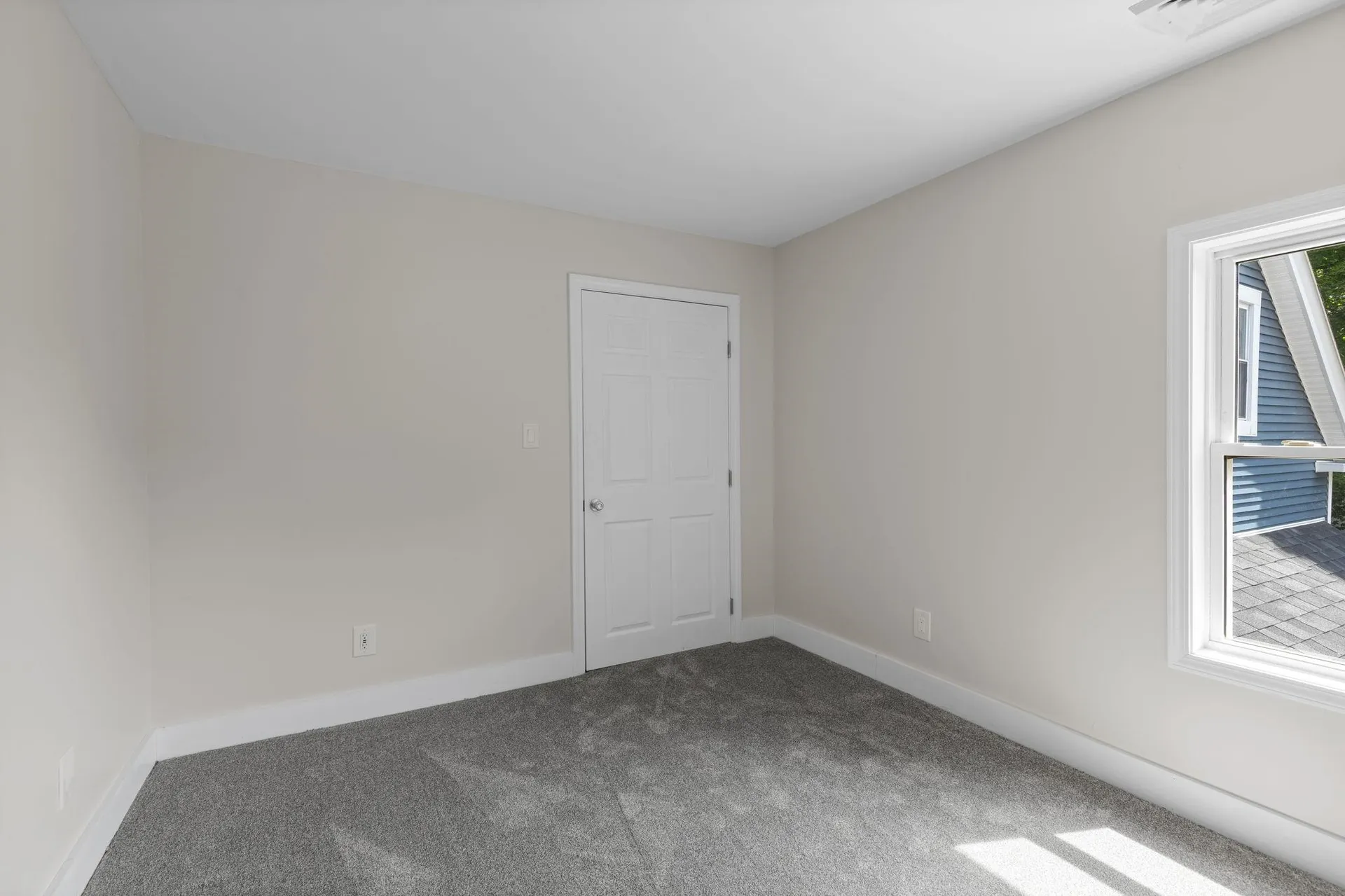 44 Lone Star Avenue Farmington NH 03835