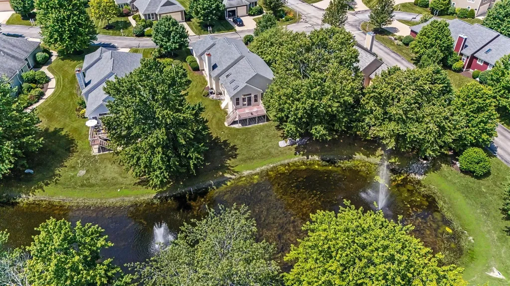 27 Gleneagle Drive Bedford NH 03110