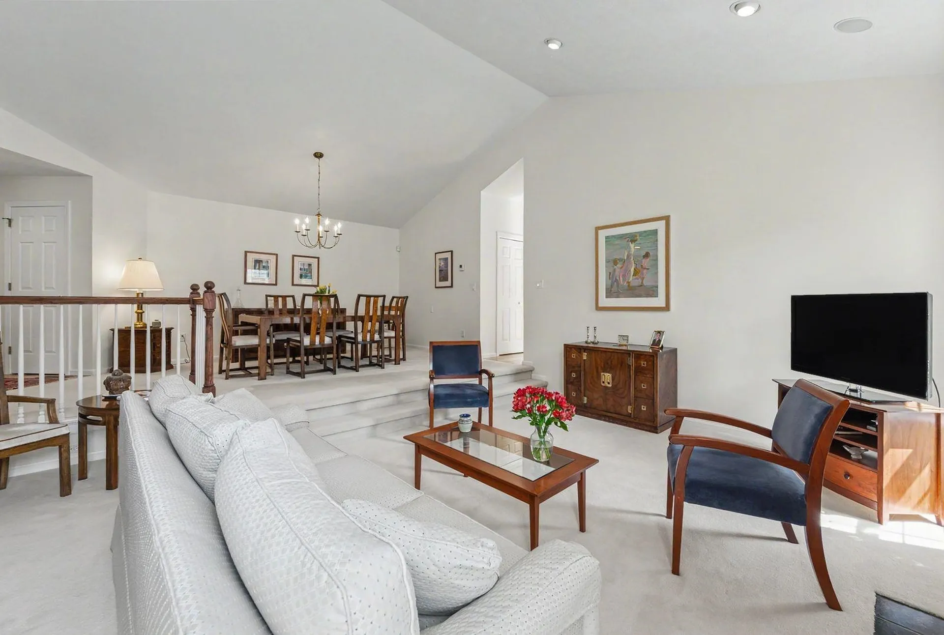 27 Gleneagle Drive Bedford NH 03110