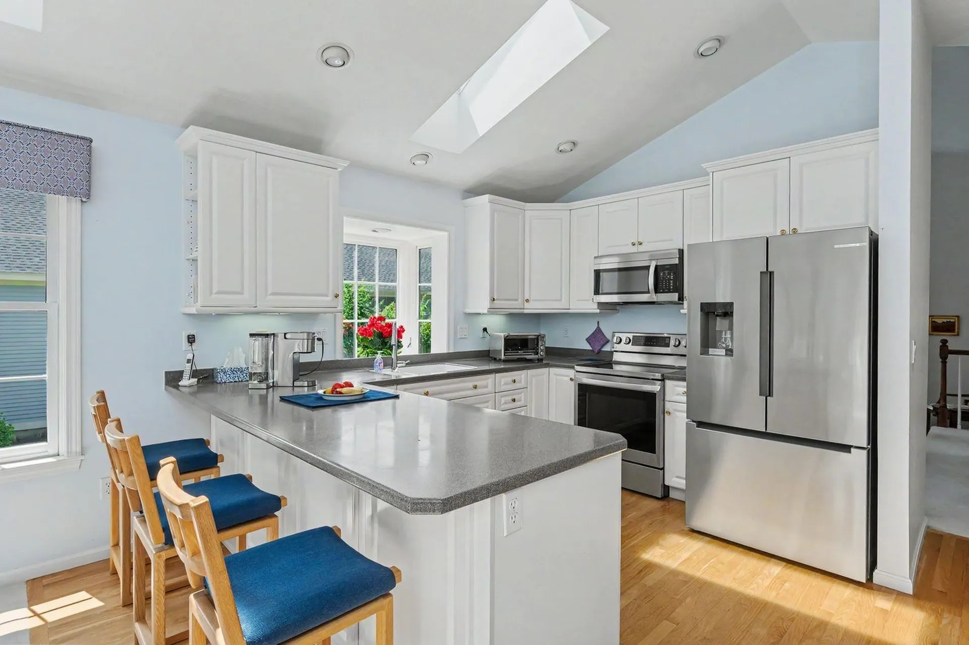 27 Gleneagle Drive Bedford NH 03110