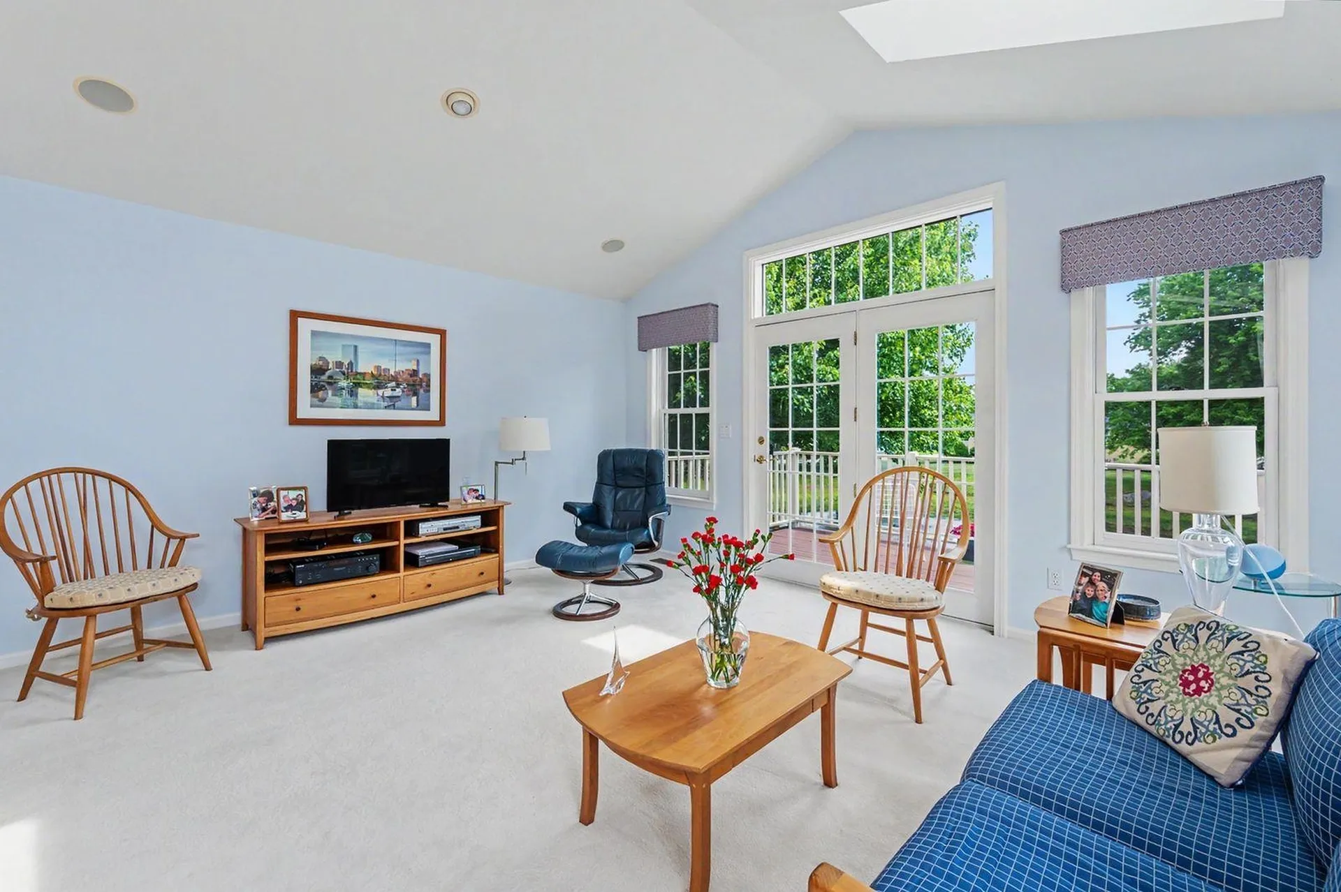 27 Gleneagle Drive Bedford NH 03110