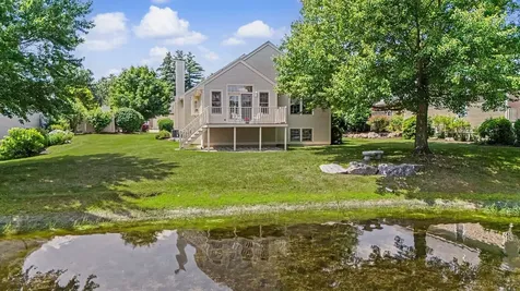 27 Gleneagle Drive Bedford NH 03110