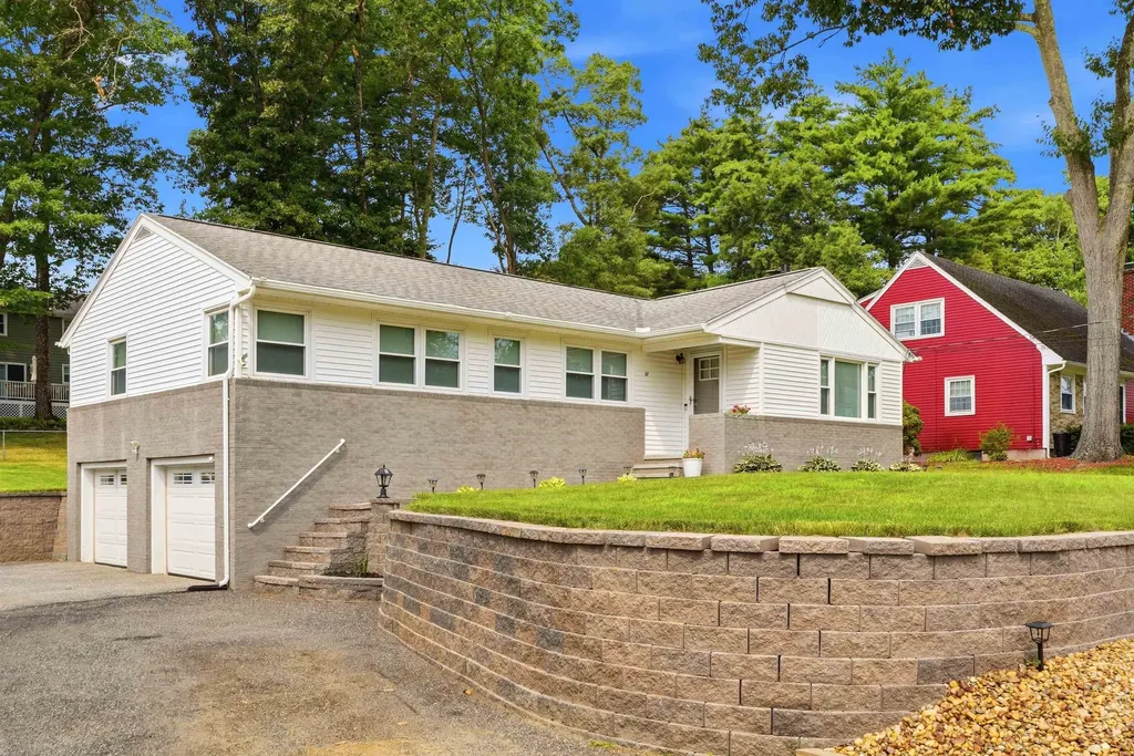 67 Dublin Avenue Nashua NH 03063