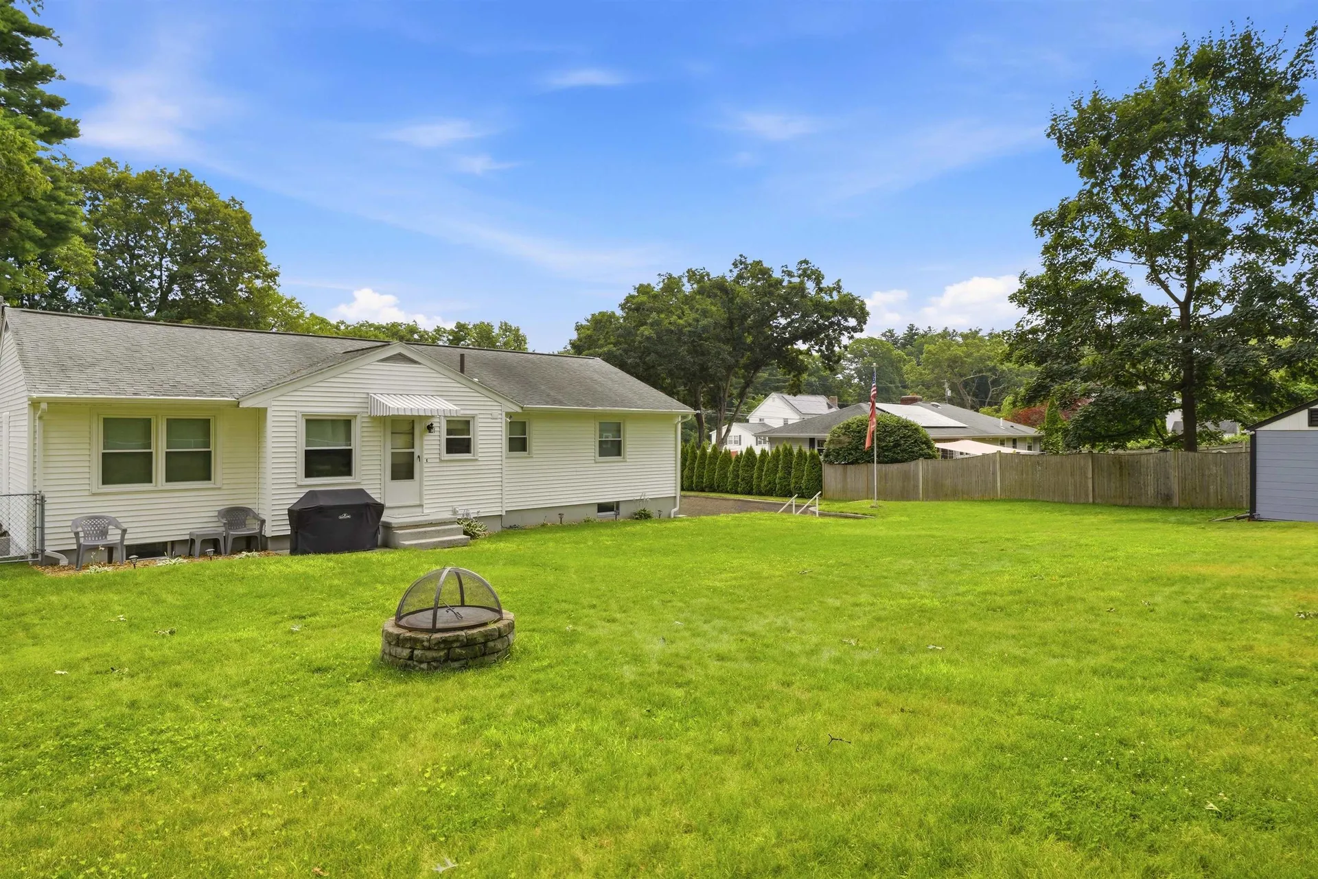 67 Dublin Avenue Nashua NH 03063