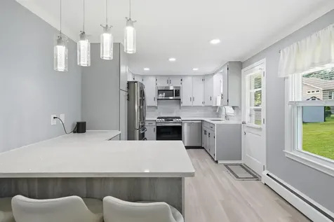 67 Dublin Avenue Nashua NH 03063