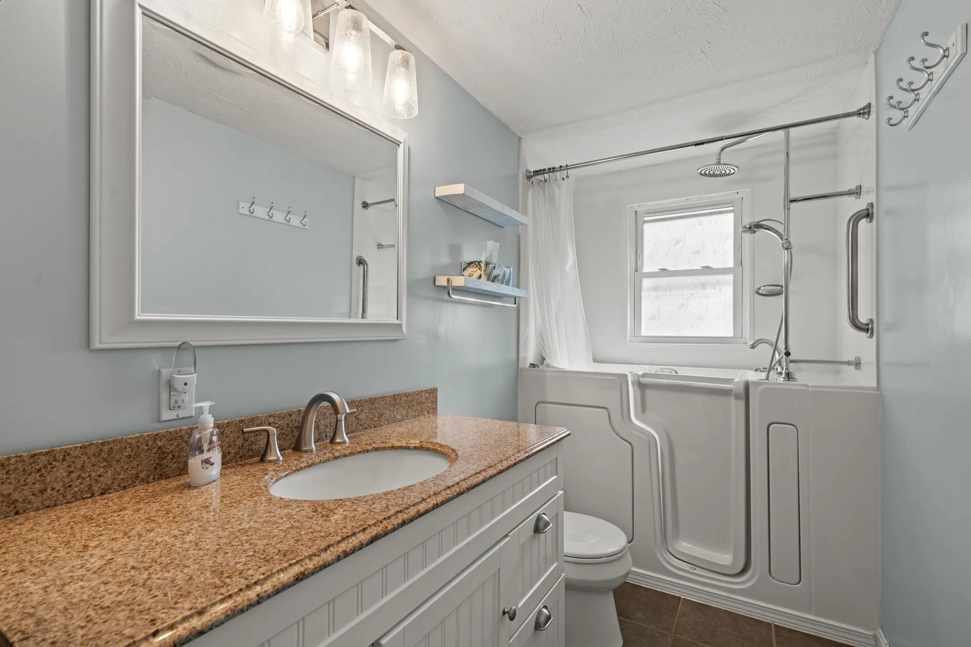10 Wentworth Street Nashua NH 03060