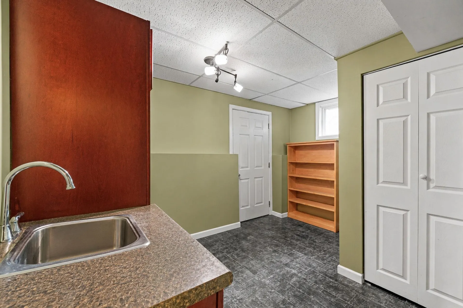 10 Wentworth Street Nashua NH 03060