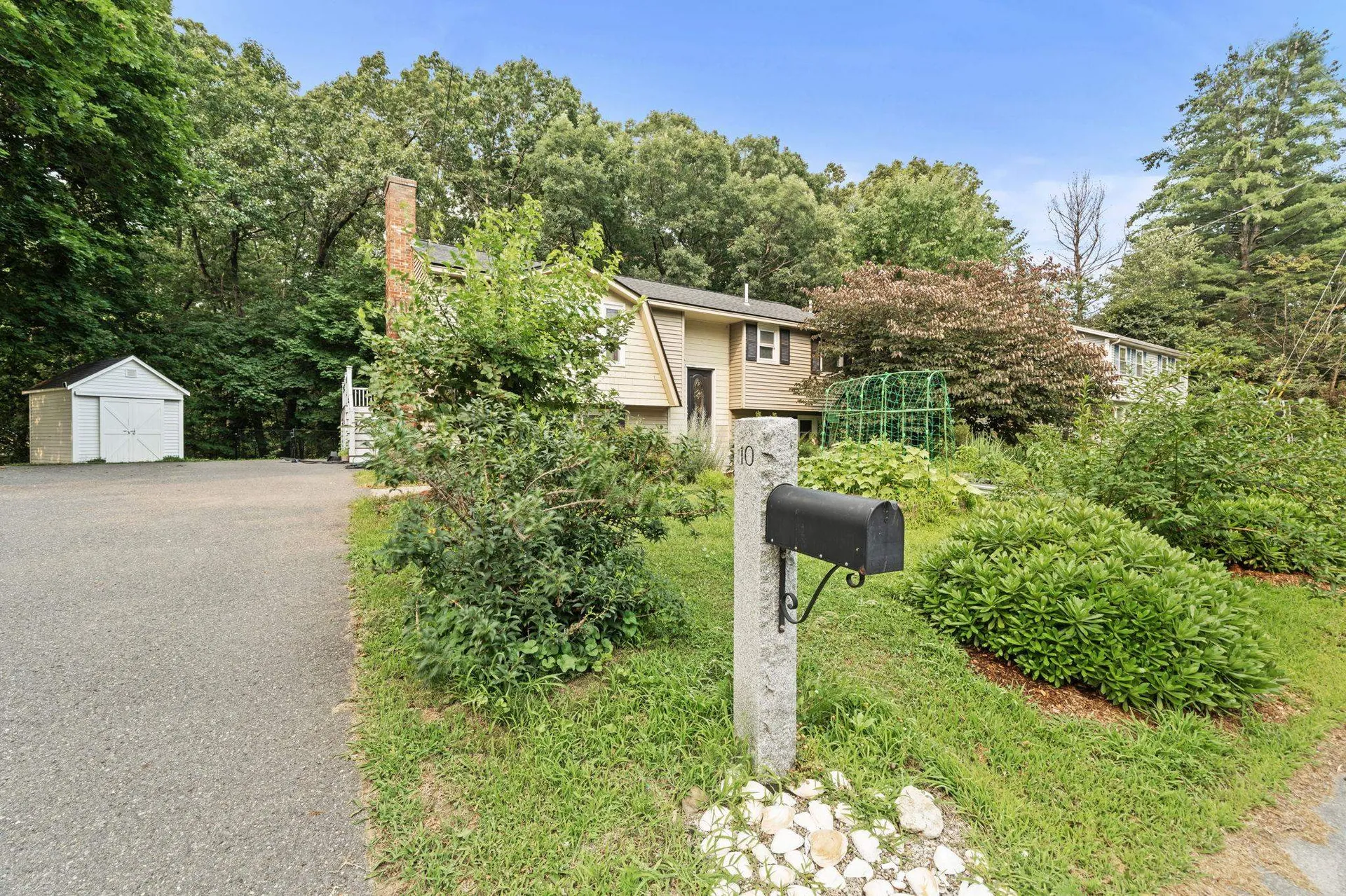 10 Wentworth Street Nashua NH 03060