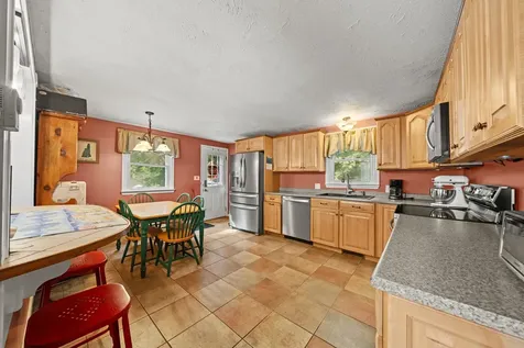 10 Wentworth Street Nashua NH 03060