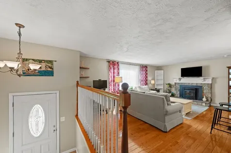 10 Wentworth Street Nashua NH 03060