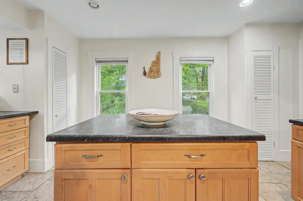 81 Kearsarge Mountain Road Warner NH 03278